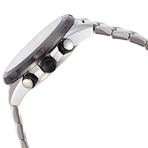 Side profile of Hugo Boss Nomad 1513774 showing 11mm thickness and silver finish with 50m water resistance