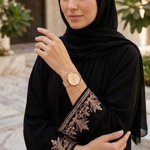 Lifestyle photo of Tommy Hilfiger 1782296 showing the elegant rose gold watch on a woman's wrist