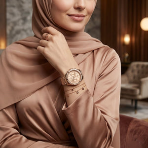 Lifestyle photo of Tommy Hilfiger 1782558 showing the elegant rose gold watch on a woman's wrist