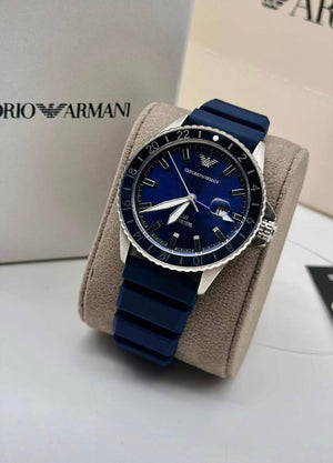 Close-up of Emporio Armani AR11592 magnified date window and luminous indices