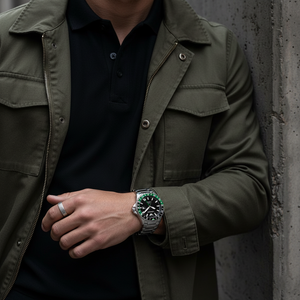 Detailed view of the magnified date window at 3 o'clock on the Emporio Armani AR11589