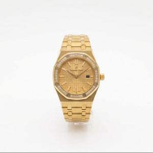 Audemars Piguet Royal Oak 33mm Women's Quartz Watch – Gold Dial, Diamond Bezel & Yellow Gold Strap