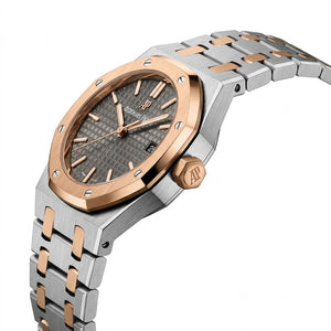 Audemars Piguet Royal Oak women's quartz watch, 33mm case, grey dial, two-tone rose gold steel strap – view 6