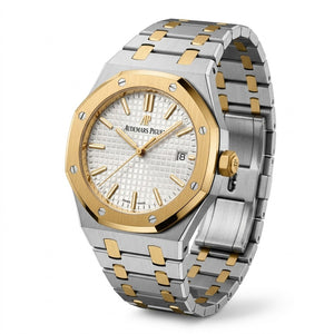 Audemars Piguet Royal Oak women's quartz watch, 33mm case, silver dial, two-tone gold steel strap – view 3