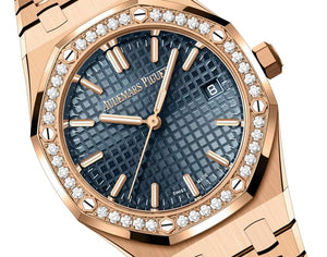 Audemars Piguet Royal Oak women's quartz watch, blue dial, diamond bezel, rose gold bracelet – angle close-up
