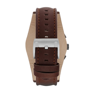Photo of the silver stainless steel buckle on the brown leather strap of Fossil CH2890