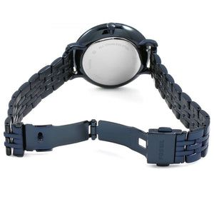 Photo of the navy blue deployment clasp on the metal strap of Fossil ES4094