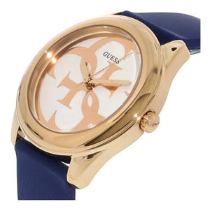 Angled view of the Guess W0911L6 highlighting the polished rose gold case and silicone texture