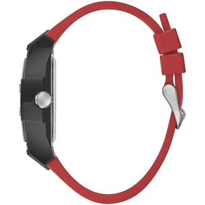 Side profile view of the 12mm black case of the Guess GW0203G4