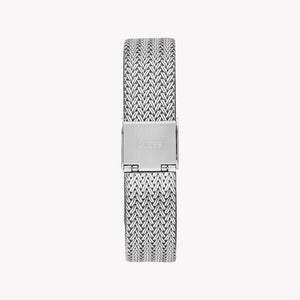 Silver jewelry clasp on the mesh bracelet of the Guess GW0402L1