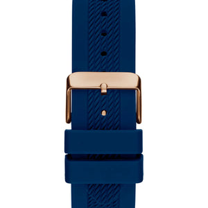 Rose gold tone buckle clasp on the blue rubber strap of the GW0051G3