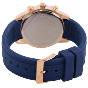 Stainless steel caseback of Guess W0562L3 with logo engraving