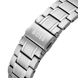 Silver stainless steel deployment clasp with Hugo Boss logo on the Grand Prix bracelet
