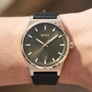 Live wrist shot of Hugo Boss Candor 1514080 men's watch.