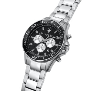 Angled view of the Maserati R8873640004 highlighting the silver case and black rotating bezel