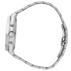 Left side perspective of the integrated stainless steel strap of the Maserati Stile watch