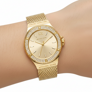 تفاصيل سوار ساعة Michael Kors MK7335 الشبكي الذهبي وإطار الكريستال اللامع