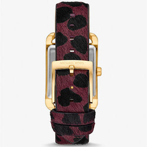 Photo of the gold-tone stainless steel buckle on the Michael Kors mko1116leather strap