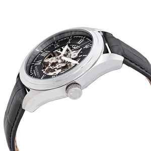 Side profile view showing the stainless steel case of the Maserati Traguardo R8871612001.