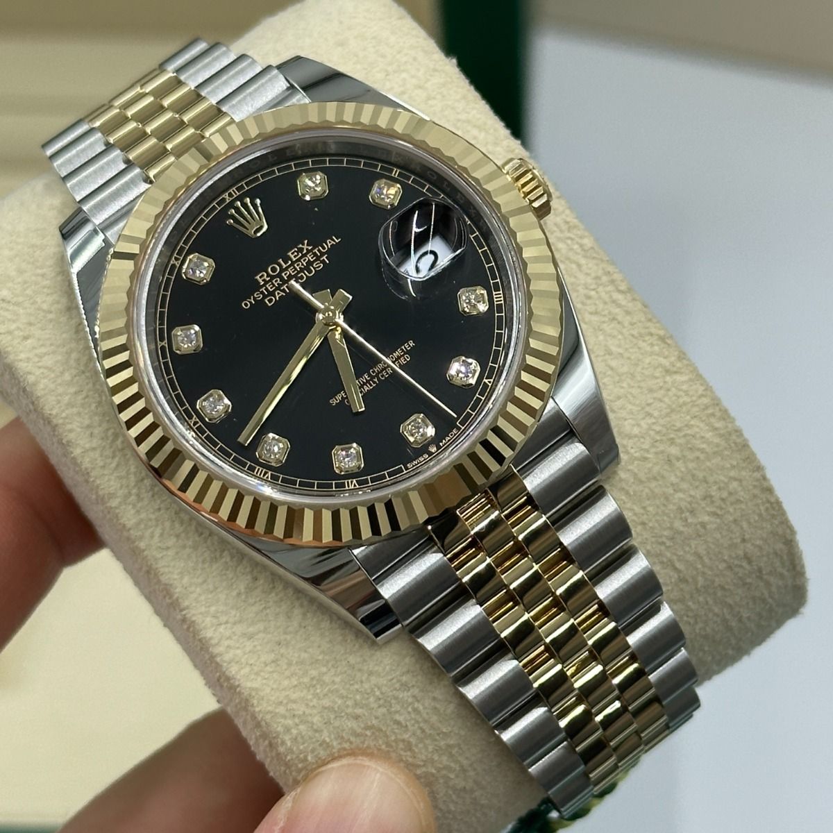 Rolex Datejust men's mirror watch, black stone-set dial – view 2