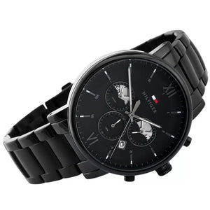 Detailed side view of the black crown and pushers on the Tommy Hilfiger 1710410