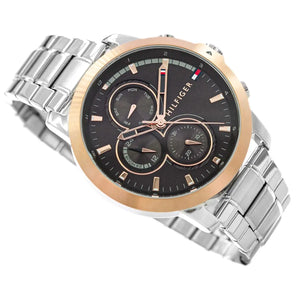 Angled view of the Tommy Hilfiger 1792050 highlighting the silver stainless steel case and rose gold bezel