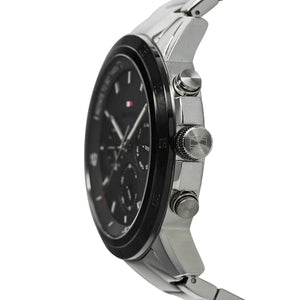 Side profile view of the 11.5mm silver case of the Tommy Hilfiger 1792106
