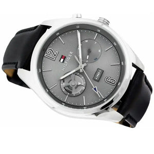 Profile view of Tommy Hilfiger Deacan showing case thickness and black leather strap