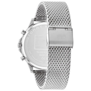 Angled shot highlighting the silver stainless steel mesh bracelet of Tommy Hilfiger 1710499