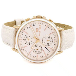 Angled shot highlighting the white saffiano leather strap of Tommy Hilfiger 1781789