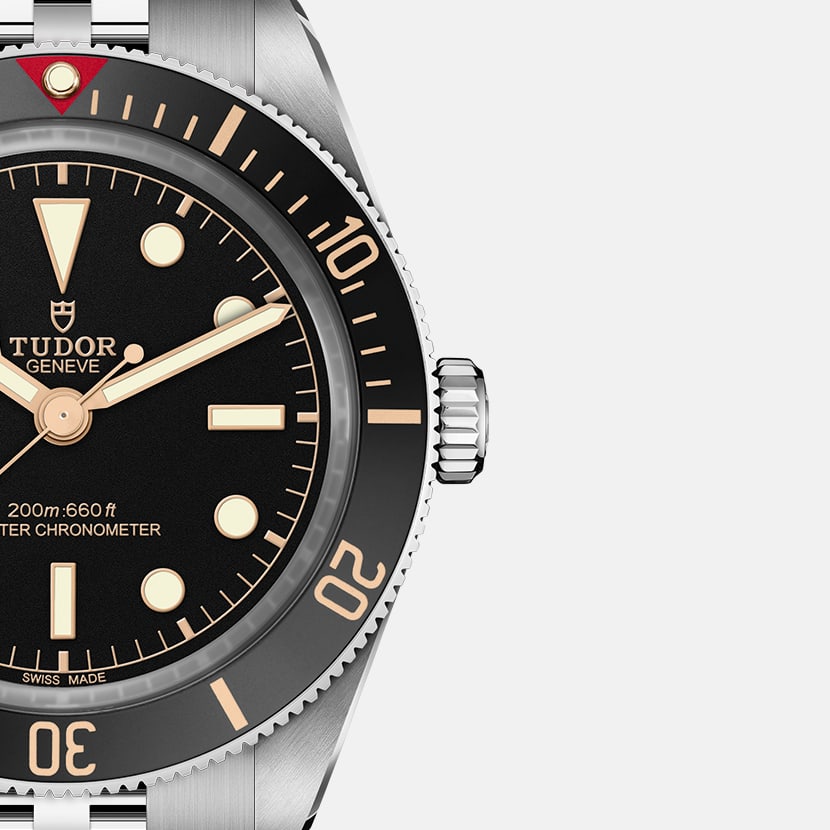 Tudor Black Bay 58 M7939A1A0NU-0001 men's automatic dive watch, 39mm stainless steel case, black dial, steel bracelet – dial close-up