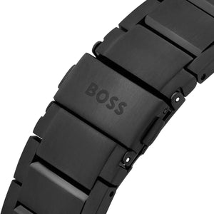 Detailed view of the black stainless steel bracelet of the Hugo Boss Peak 1514192 watch.