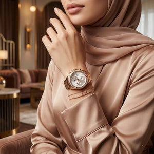 Lifestyle photo of Tommy Hilfiger 1782572 showing the glamorous rose gold watch on a woman's wrist