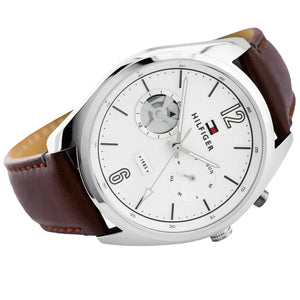 Angled shot highlighting the smooth brown leather strap of Tommy Hilfiger 1791550