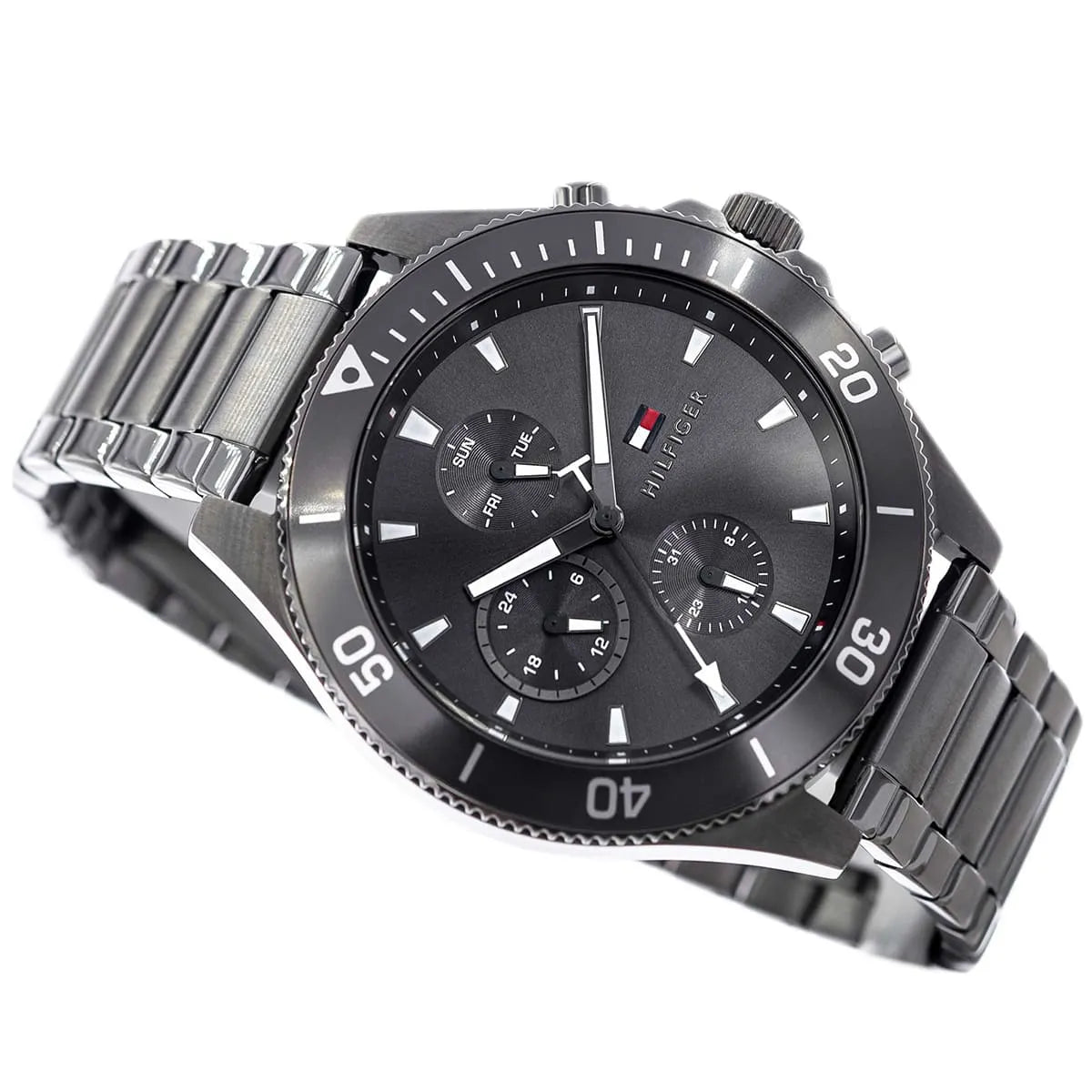 Side view photo of Tommy Hilfiger 1791918 showing case thickness and grey strap connection