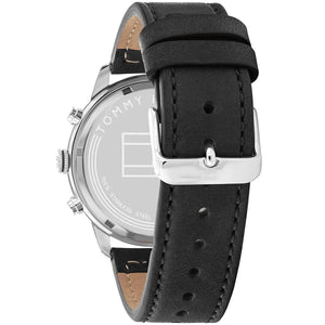 Photo of the silver stainless steel buckle on the black leather strap of Tommy Hilfiger 1791947