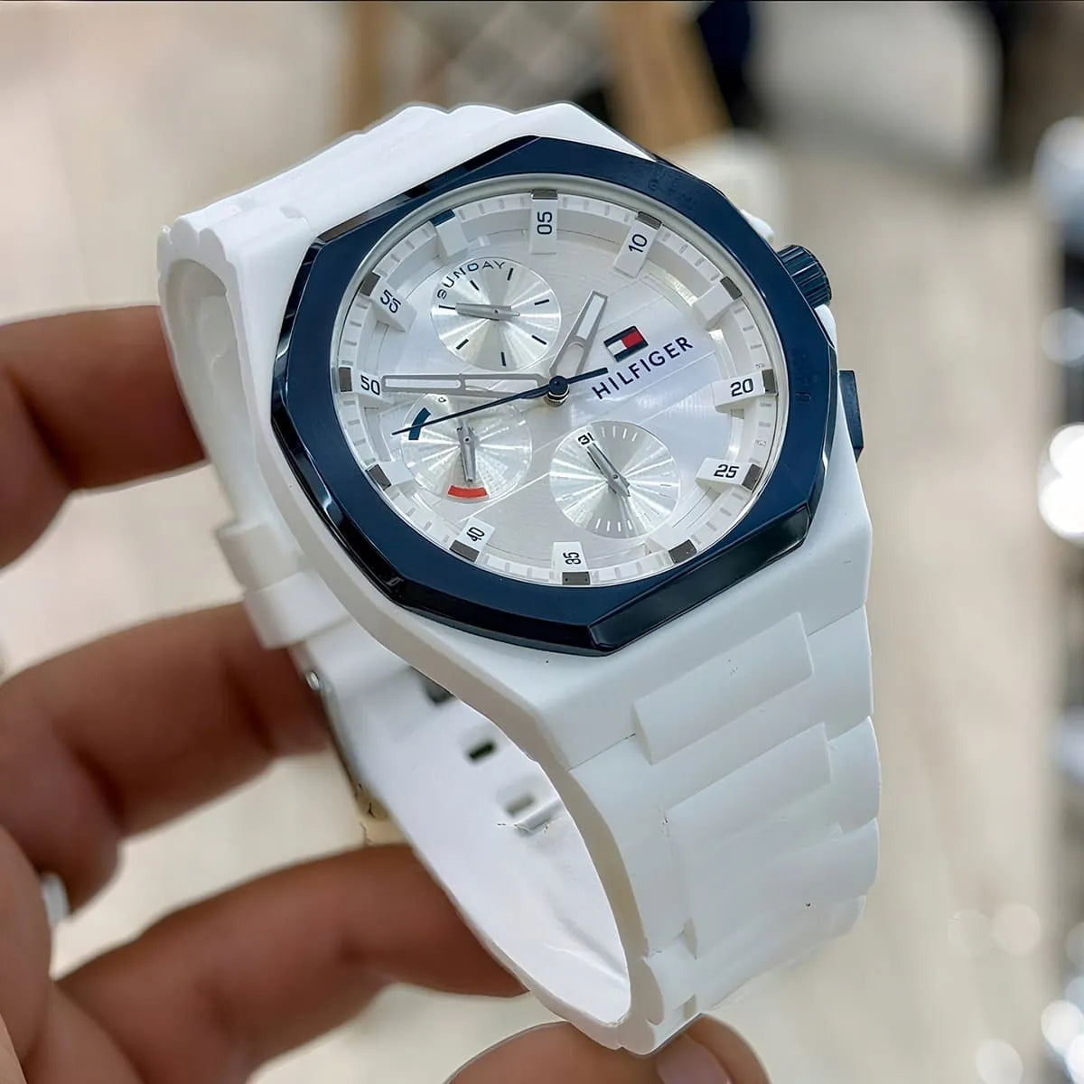 Tommy Hilfiger 1792150 Men’s Chronograph Watch – White Dial & White Rubber Strap