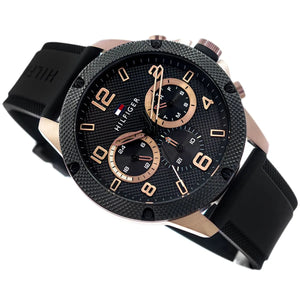 Perspective photo of Tommy Hilfiger 1792028 showing the side profile and knurled bezel