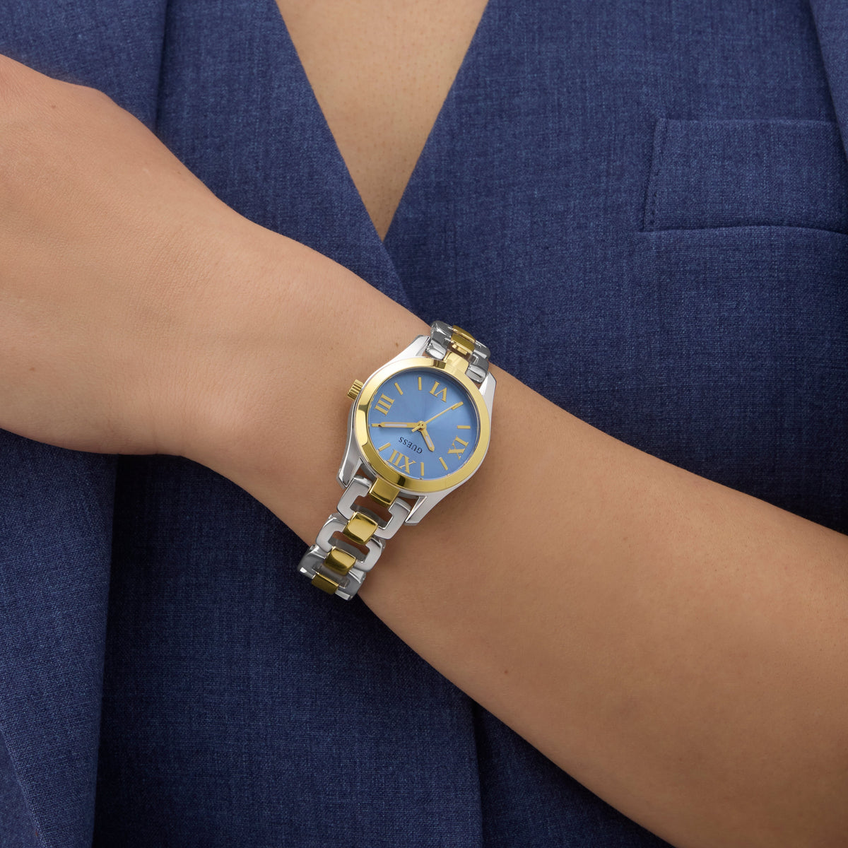 Guess Sweet & Petite GW0927L3 Women's Watch strap detail