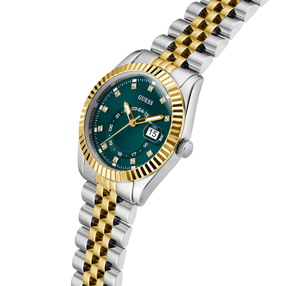 Guess Jada GW0936L3 Women's Watch dial close-up