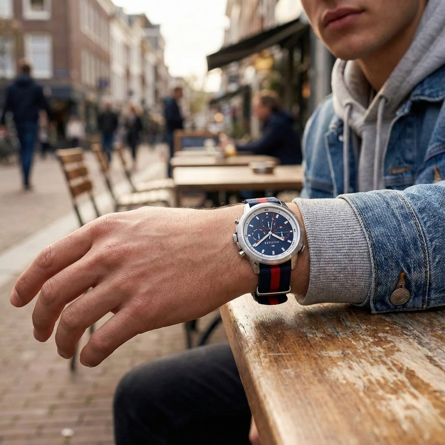 Tommy Hilfiger 1792124 Men’s Chronograph Watch – Blue Dial & Navy-Red Fabric Strap