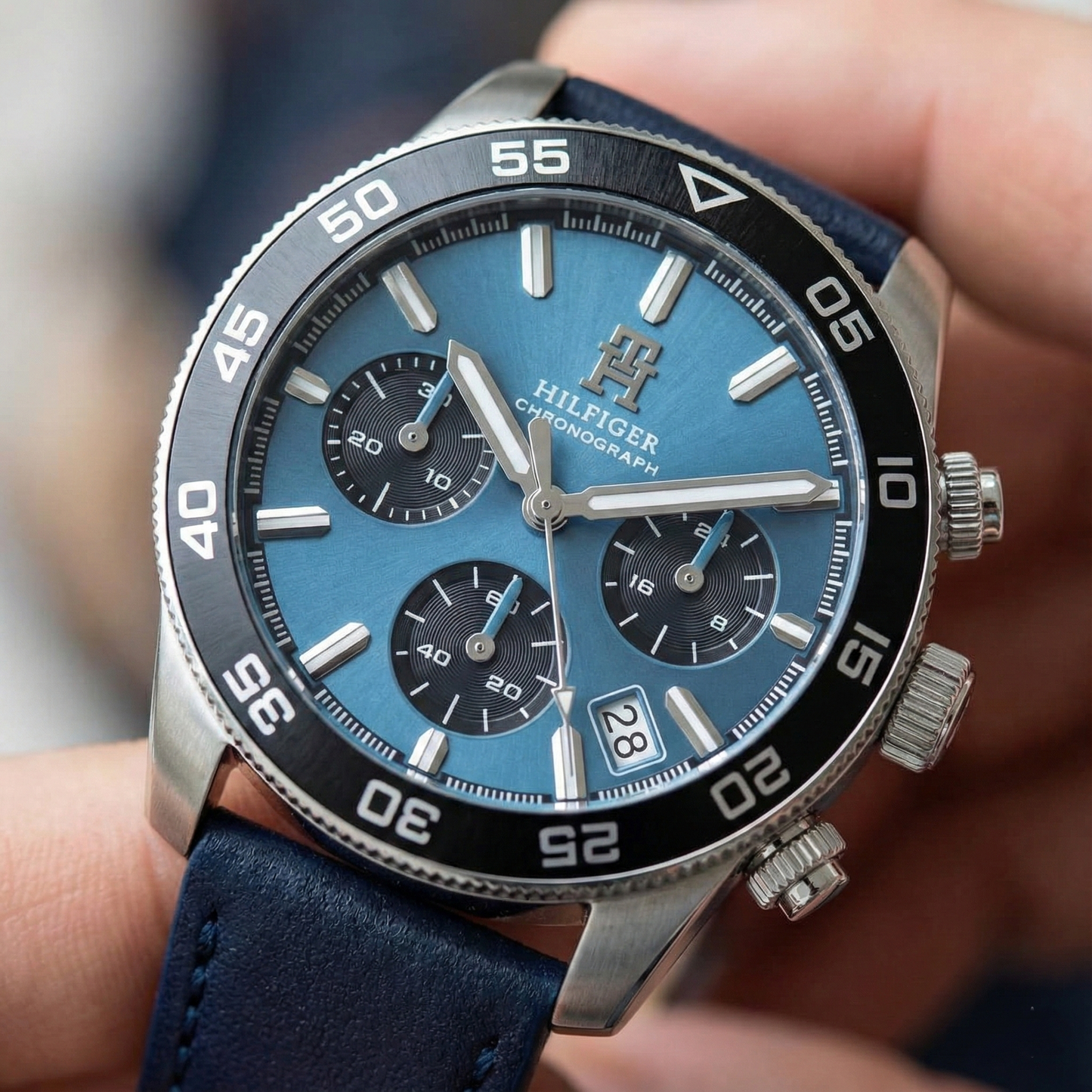 Tommy Hilfiger  1792187 Men’s Chronograph Watch – Blue Dial & Navy Leather Strap