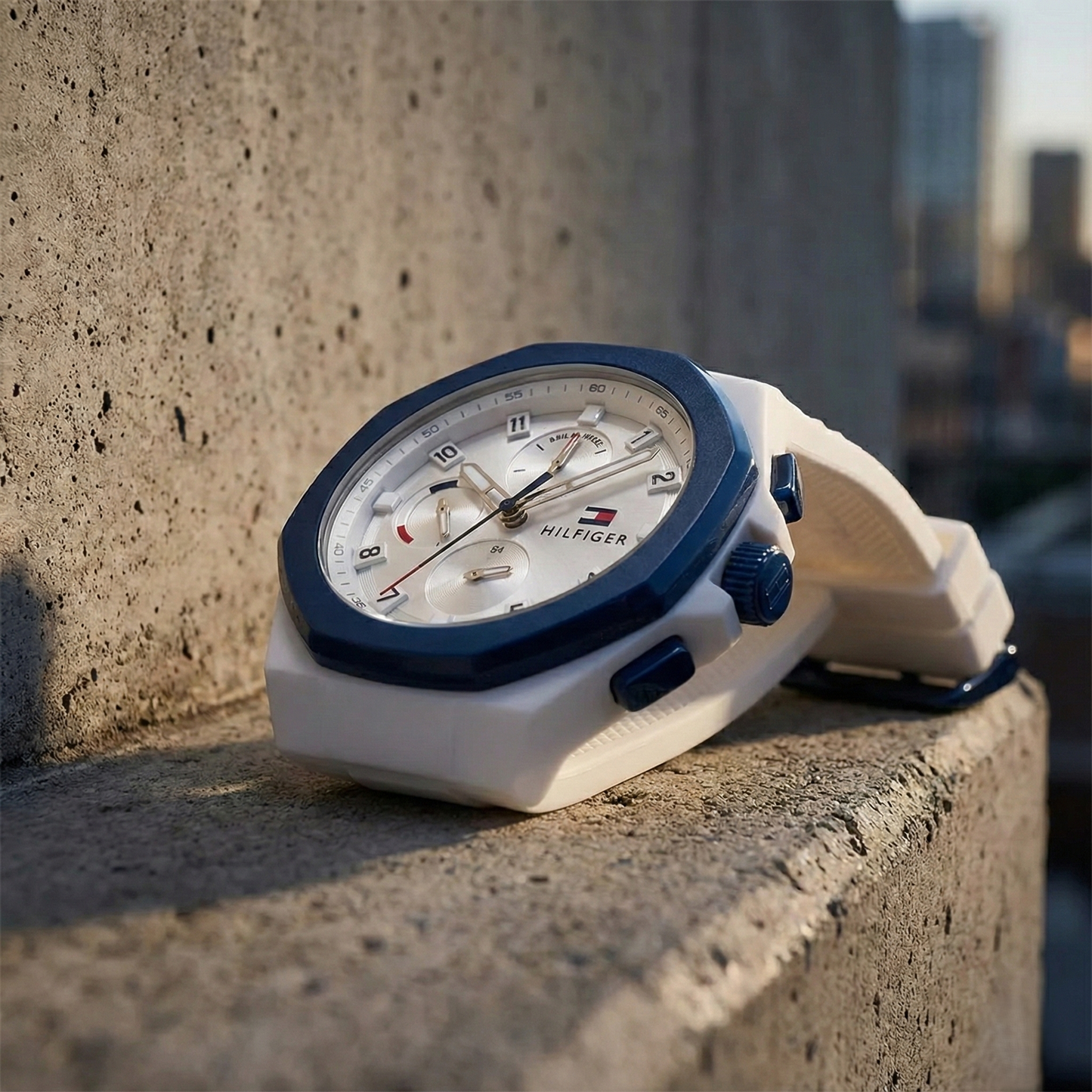 Tommy Hilfiger 1792150 Men’s Chronograph Watch – White Dial & White Rubber Strap