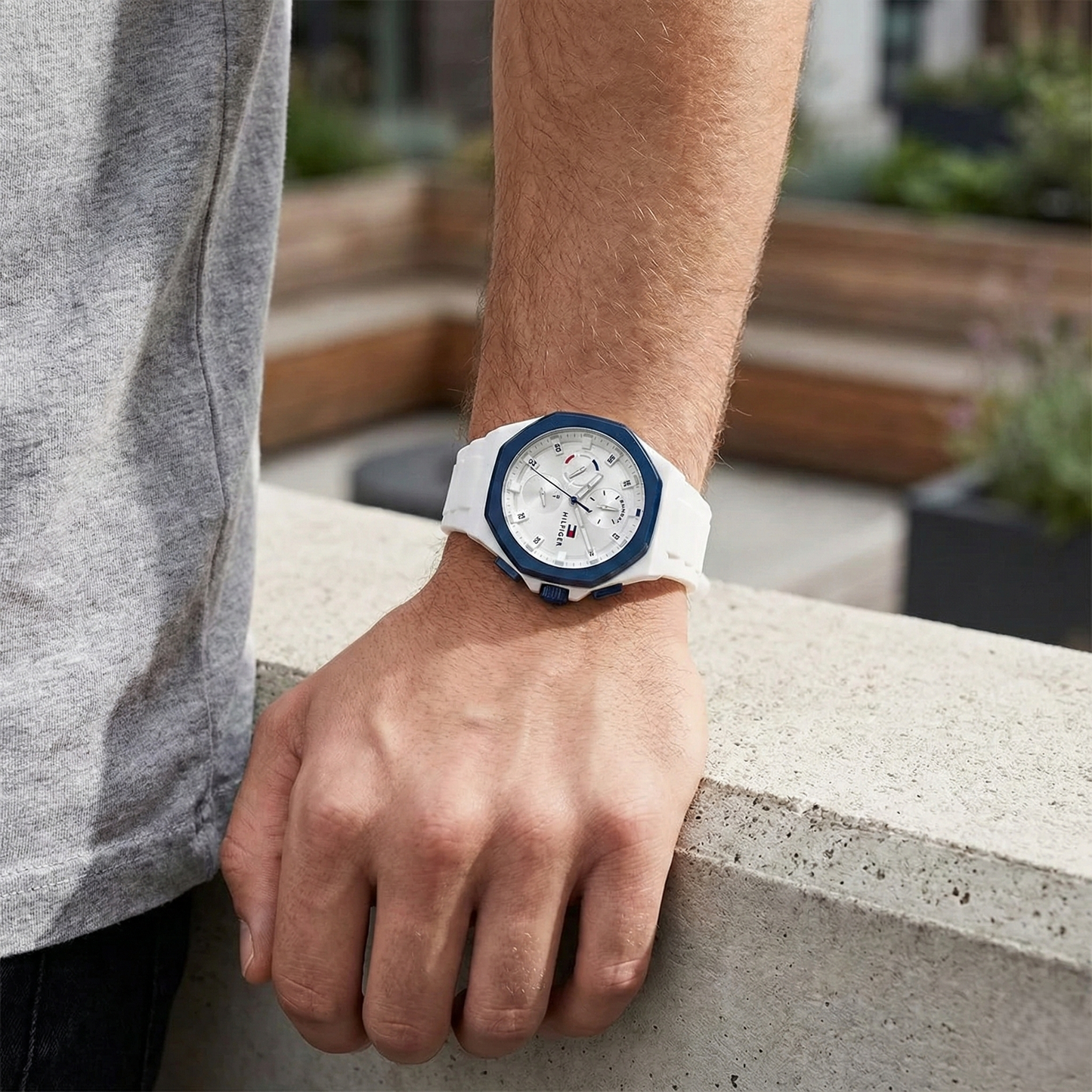 Tommy Hilfiger 1792150 Men’s Chronograph Watch – White Dial & White Rubber Strap