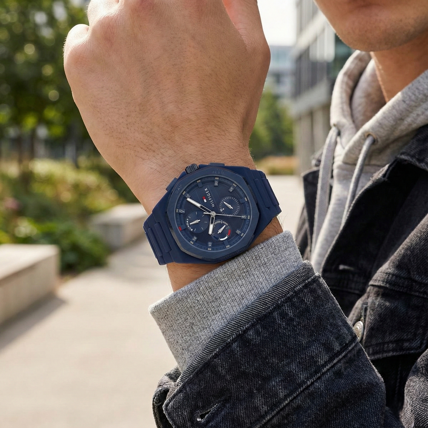 Tommy Hilfiger 1792122 Men’s Multi-Function Watch – Blue Dial & Blue Silicone Strap (NEO Edition)