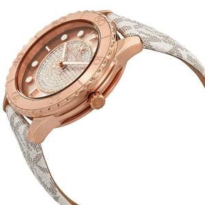 زاوية تصوير احترافية لساعة Michael Kors MK6980 توضح لمعة الكريستال في المينا