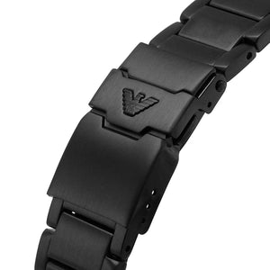Detailed view of black IP stainless steel link bracelet for AR11363 Diver