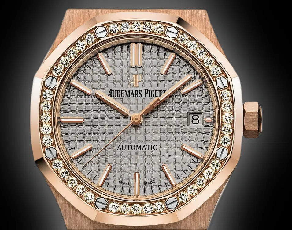 Audemars Piguet Royal Oak 15451OR.ZZ.1256OR.02 women's automatic watch, grey dial, diamond bezel, rose gold bracelet – dial close-up on dark background