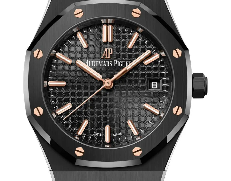 Audemars Piguet Royal Oak men's automatic watch, black dial, black bracelet – dial close-up