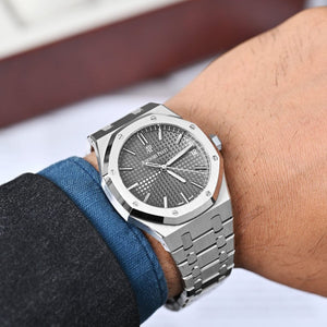 Audemars Piguet Royal Oak Men's Automatic Watch – Grey Dial & Silver Stainless Steel Strap – view 7